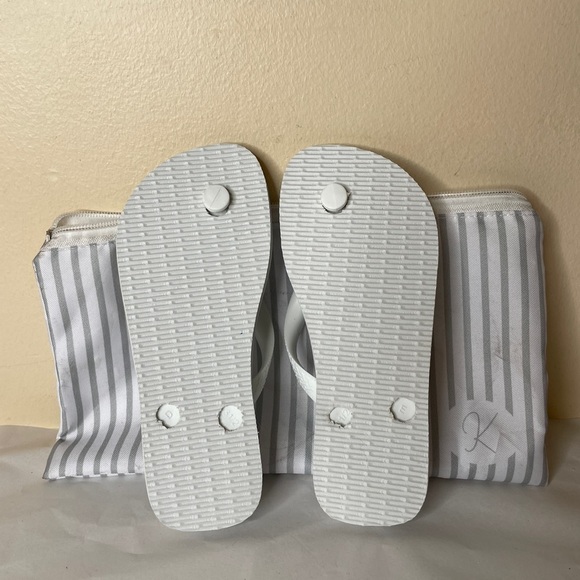 Girls Havaianas Flip Flops Customized with Initial K - Flaws - Picture 4 of 16